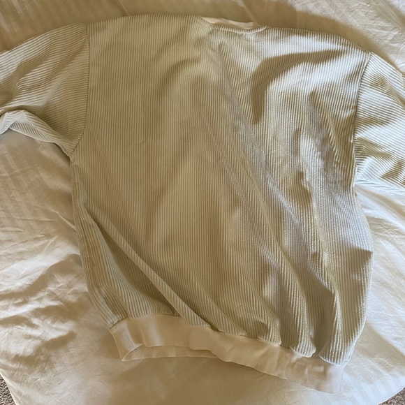 Sisters & Seekers White Crewneck - Picture 4 of 4